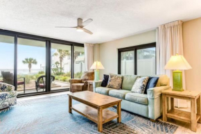 Steps to Paradise: Ground-floor 2BR/2BA beachfront condo, sleeps 8, Gulf views!